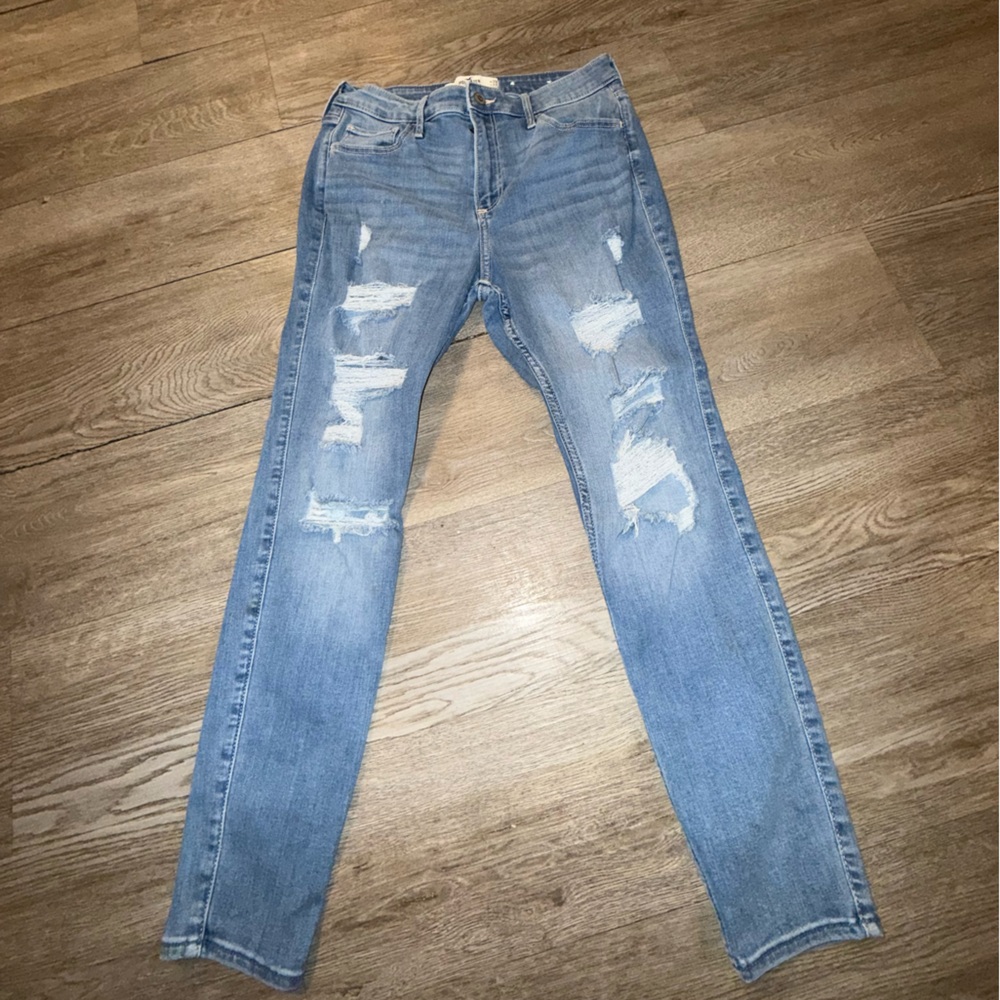 Hollister jeans, size 9s, blue, polyester and spandex, super skinny,